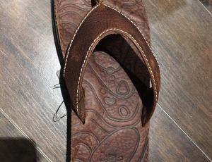 Dép kẹp Drmartens 2a92 nâu